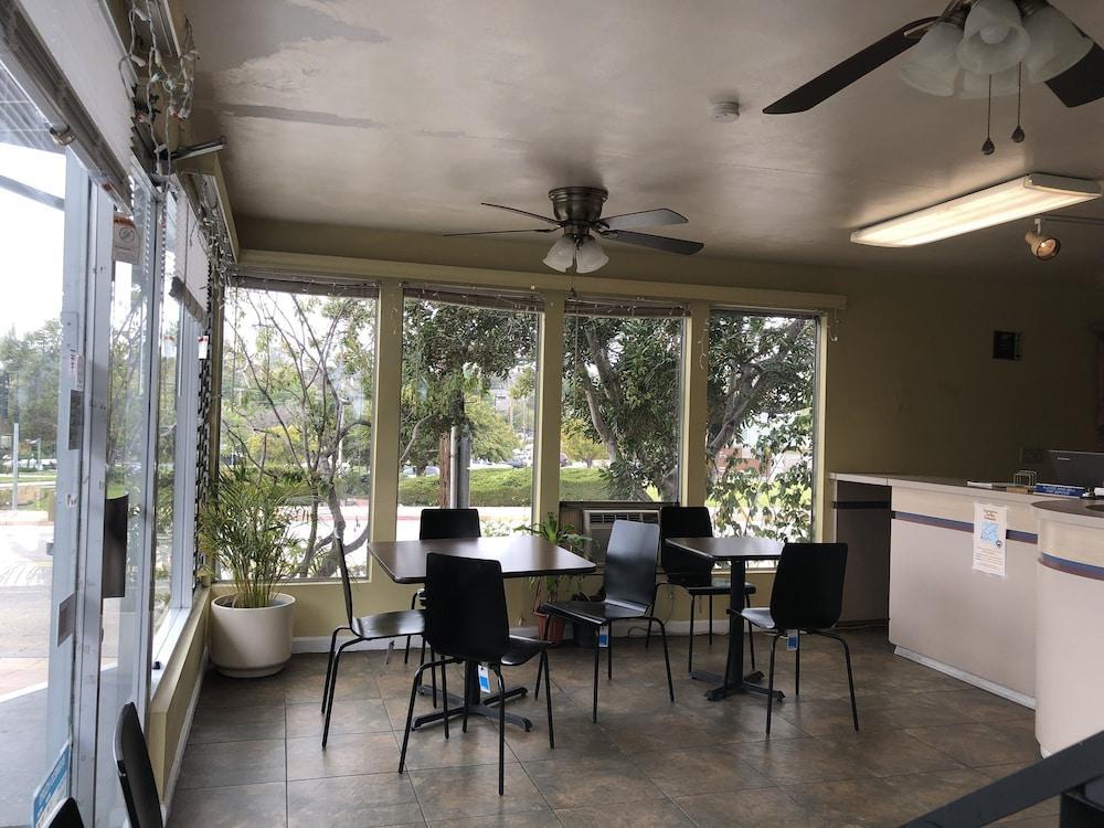University Inn At Σαν Λούις Ομπίσπο Εξωτερικό φωτογραφία