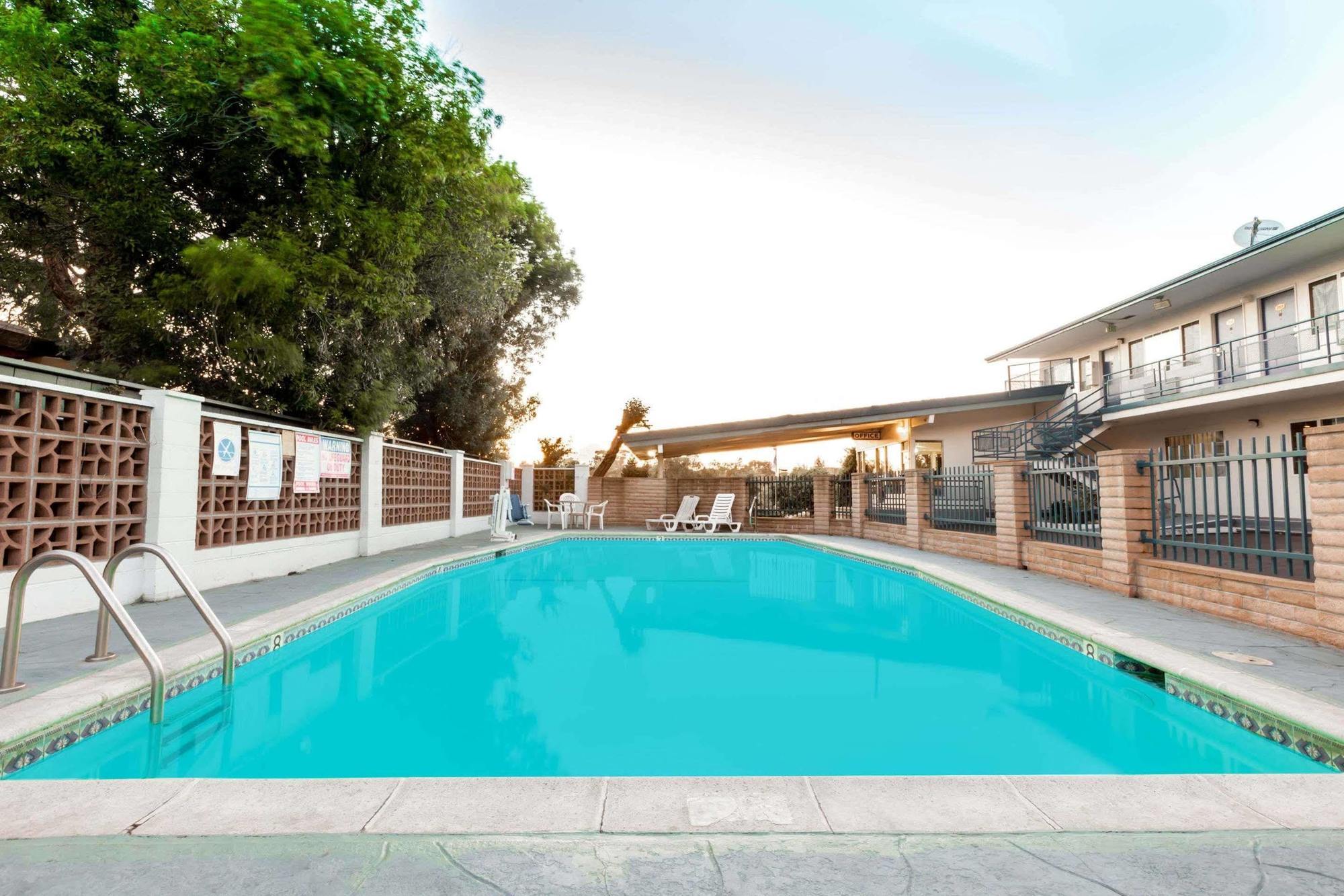 University Inn At Σαν Λούις Ομπίσπο Εξωτερικό φωτογραφία